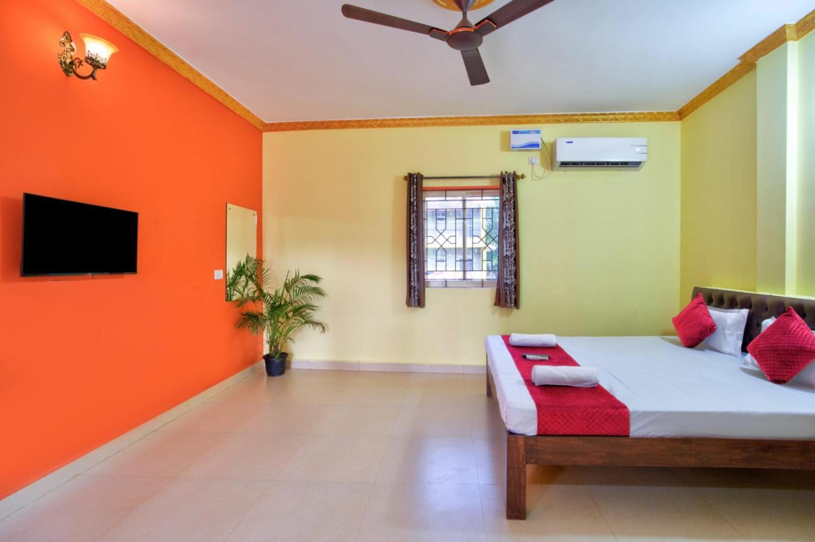 Hotel Savita Calangute Exterior foto