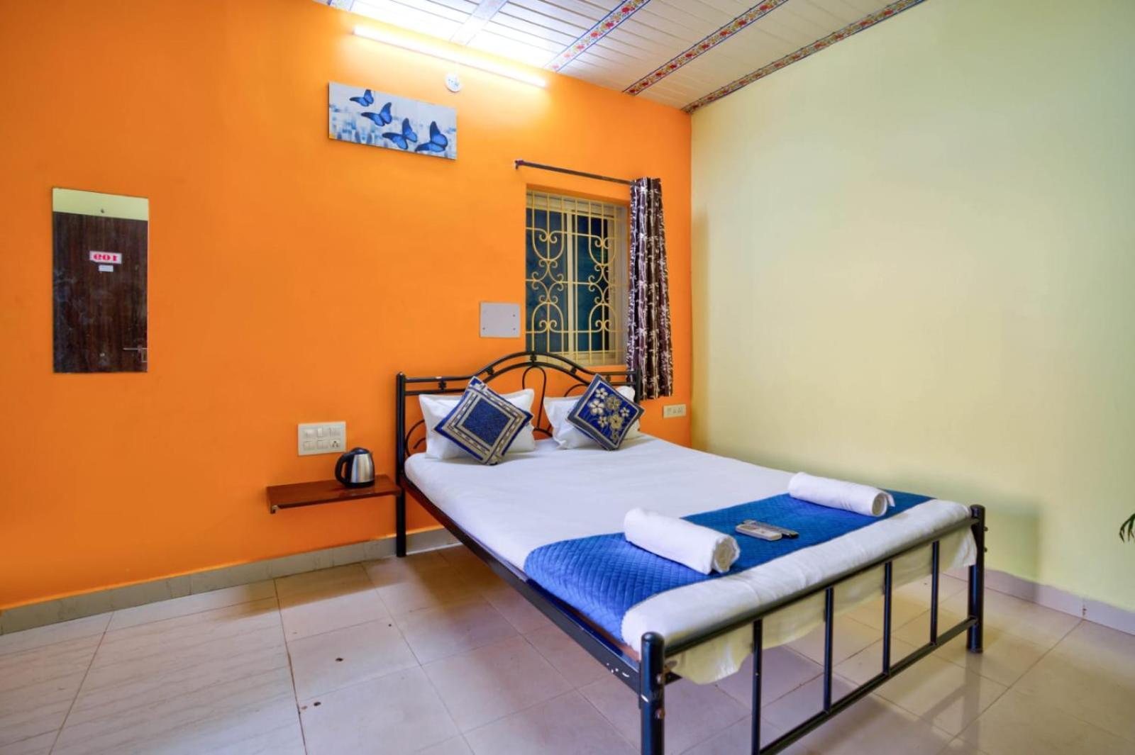 Hotel Savita Calangute Exterior foto